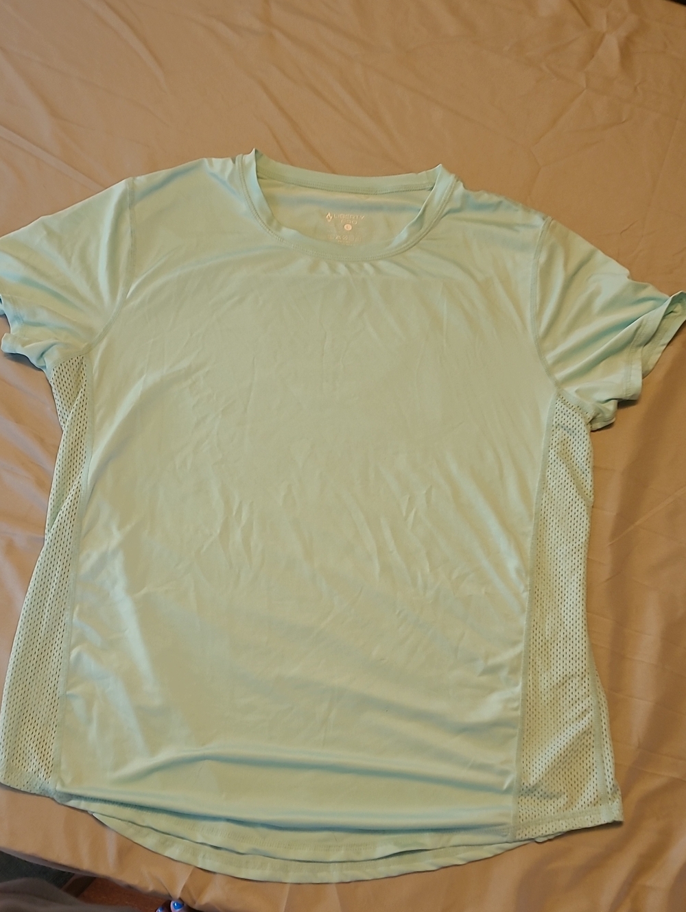 Women’s Light Aqua Performance Short-Sleeve Tee